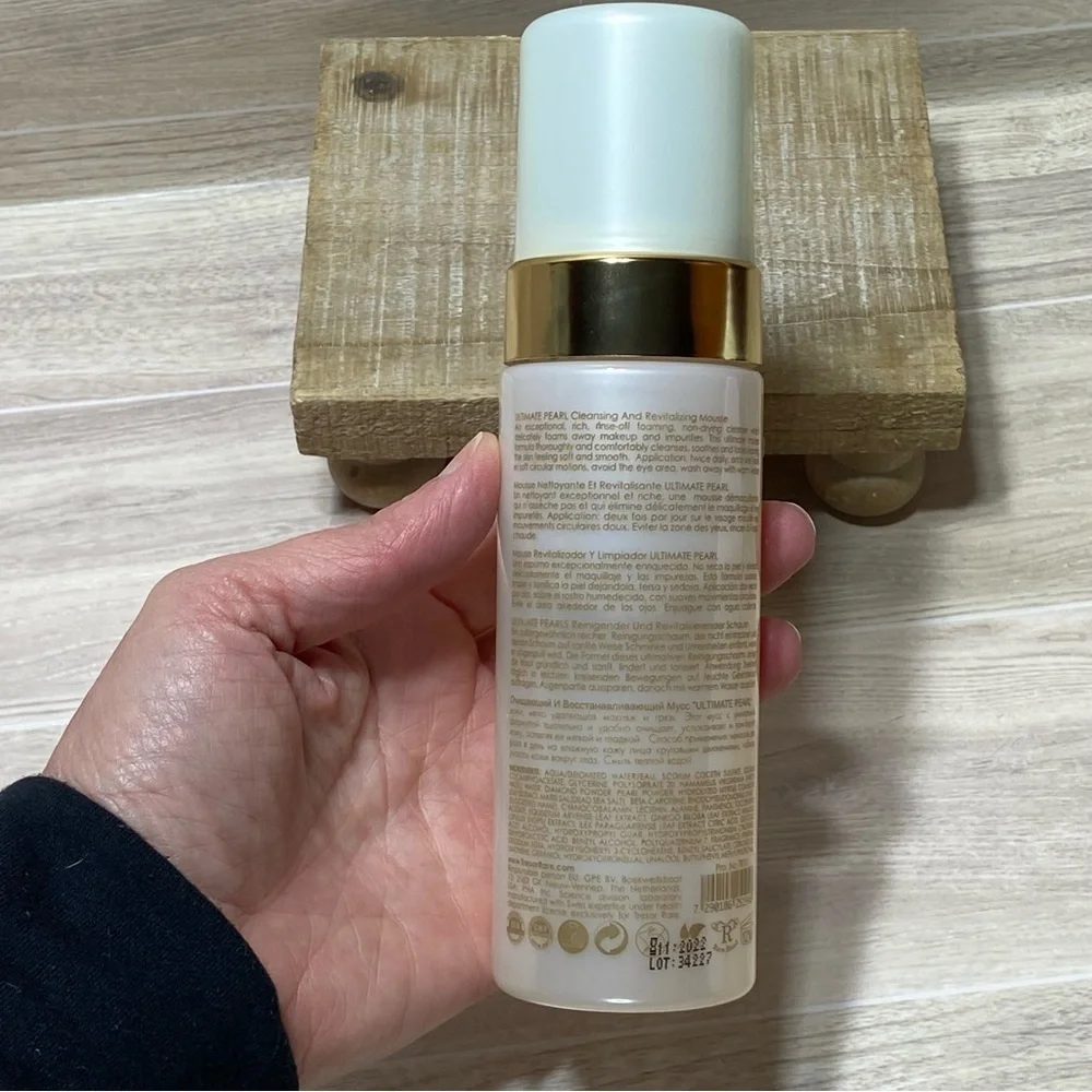 TRESOR RARE / De Premier Ultimate Pearl Cleansing Revitalizing Mousse 5.1 fl oz